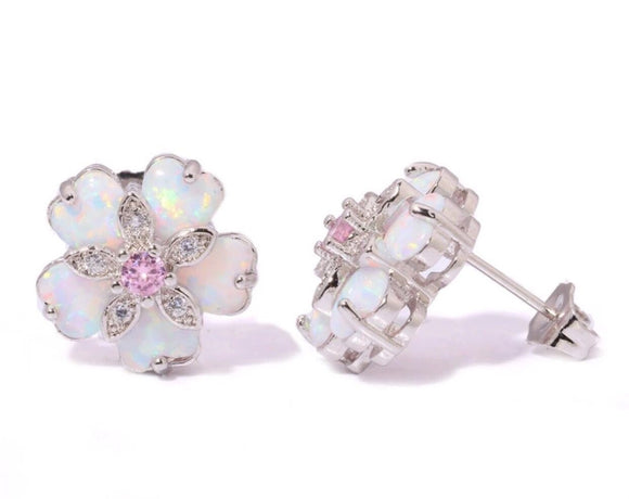 Flower earrings with pink crystal