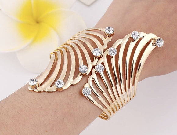 Leaf bangle bracelet with Crystals