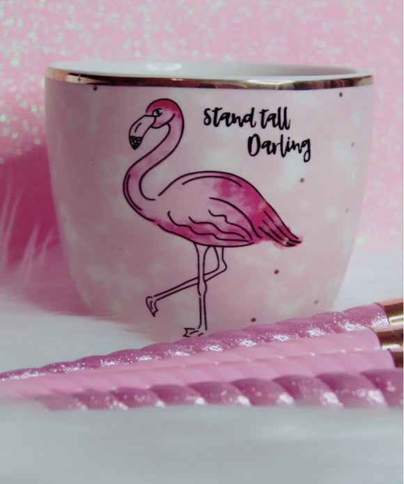 Stand tall darling flamingo brush holder