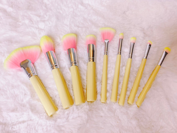 Gold swan brush set