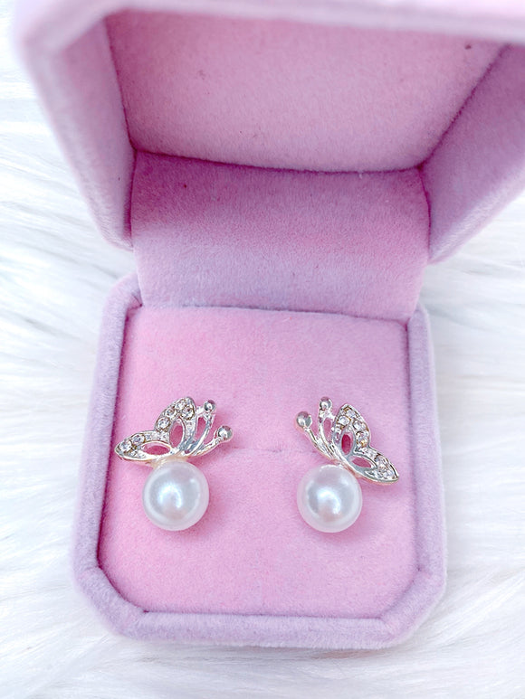Pearl butterfly earrings